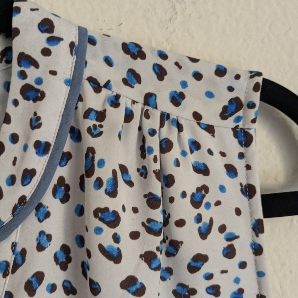 CAbi Camilla Leopard Print Sleeveless Button Down Shirt Dress Blue White Sz M - Picture 5 of 8